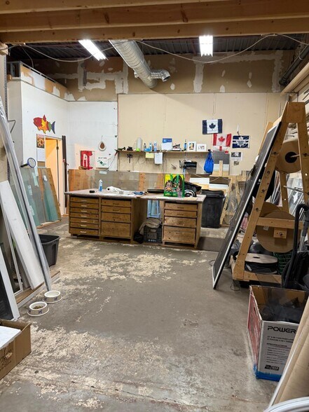 More Photos Of 20962 Dalton Rd, Georgina Storefront For Sale