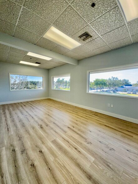 More Photos Of 8140 College Pky, Fort Myers Medical For Sale