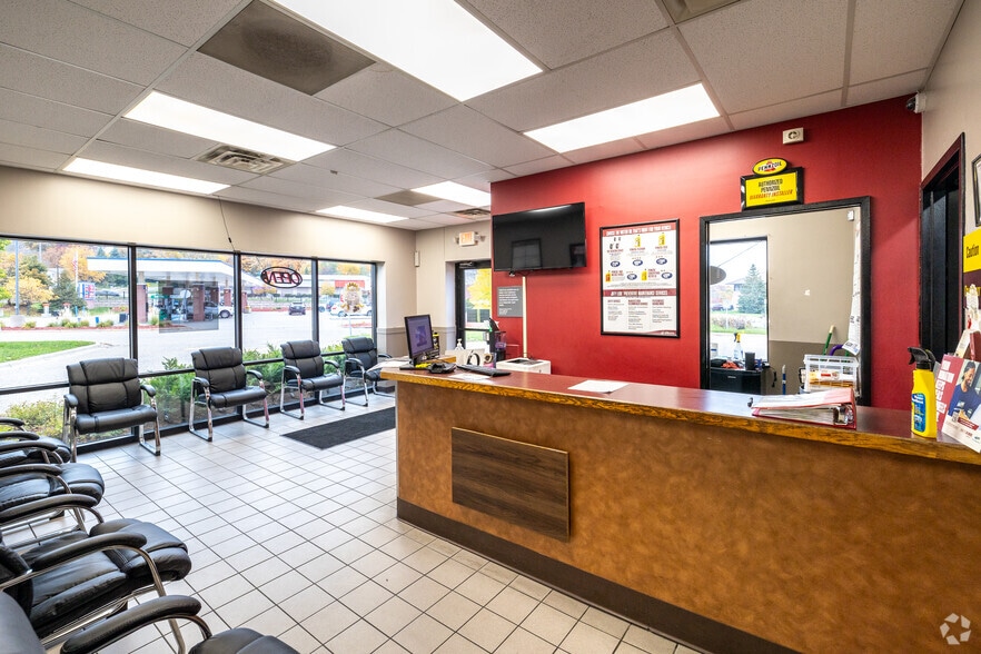 More Photos Of 7479 Egan Dr, Savage Auto Repair For Sale