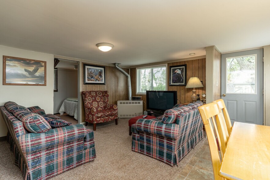 More Photos Of 229 E Lake Emily Rd, Crystal Falls Trailer Camper Park For Sale