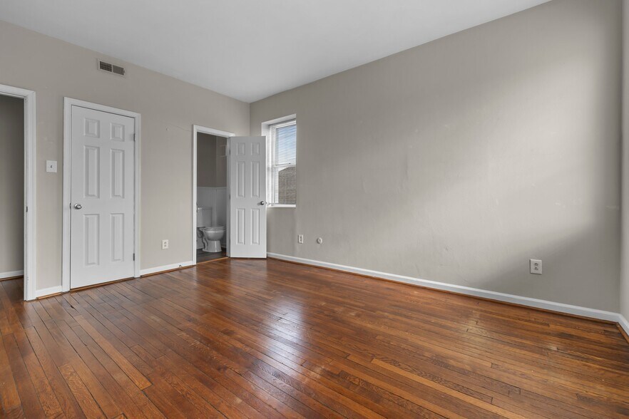 More Photos Of 625 W Princess Anne Rd, Norfolk Apartments For Sale