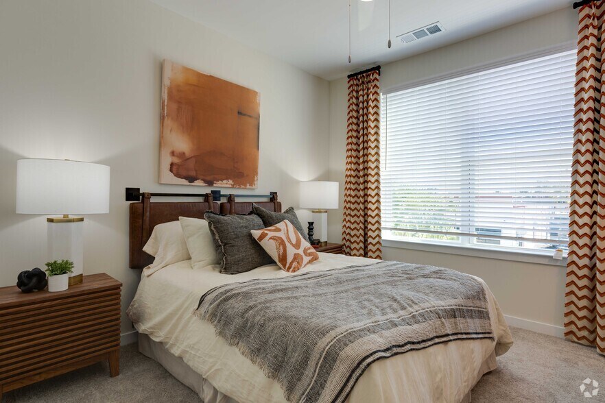 More Photos Of 1300 Hendricks Ave, Jacksonville Apartments For Lease