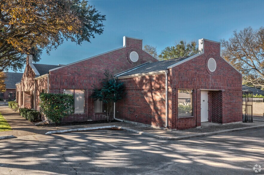 Primary Photo Of 1001 Hampshire Ln, Richardson Office For Sale