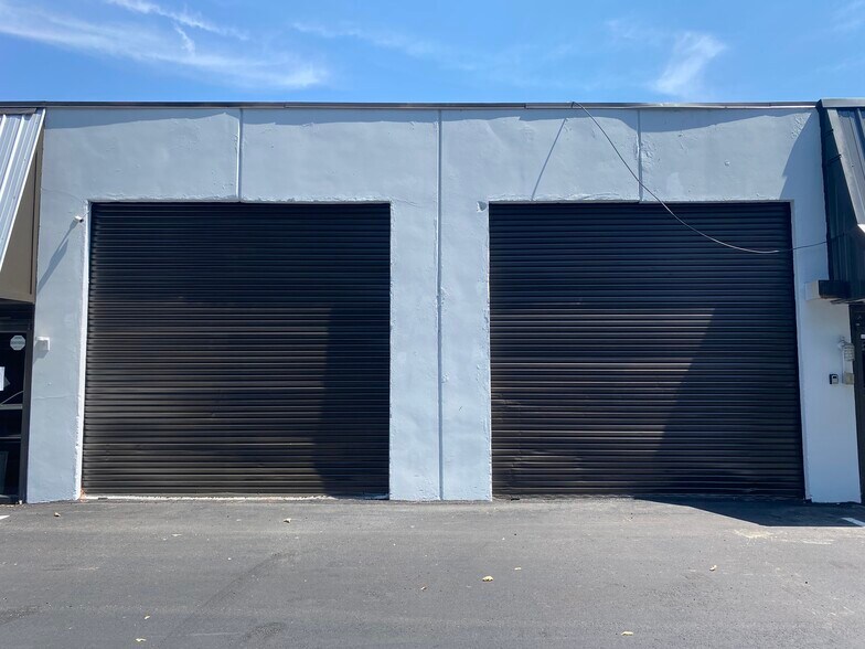 More Photos Of 4975 Clark Howell Hwy, Atlanta Warehouse For Lease