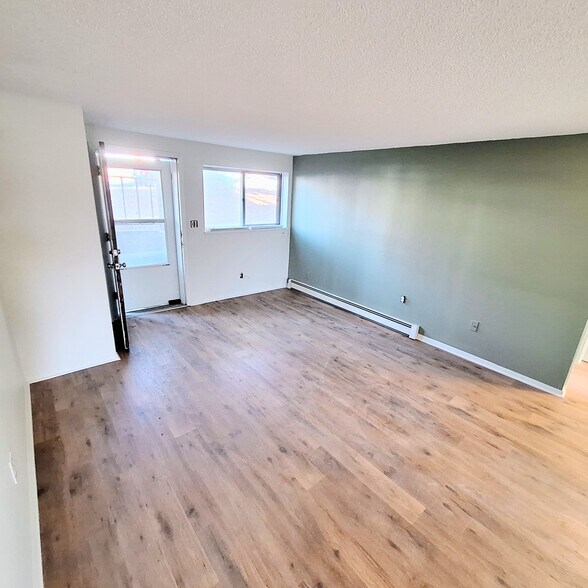 More Photos Of 1065 Magnolia St, Colorado Springs Apartments For Sale