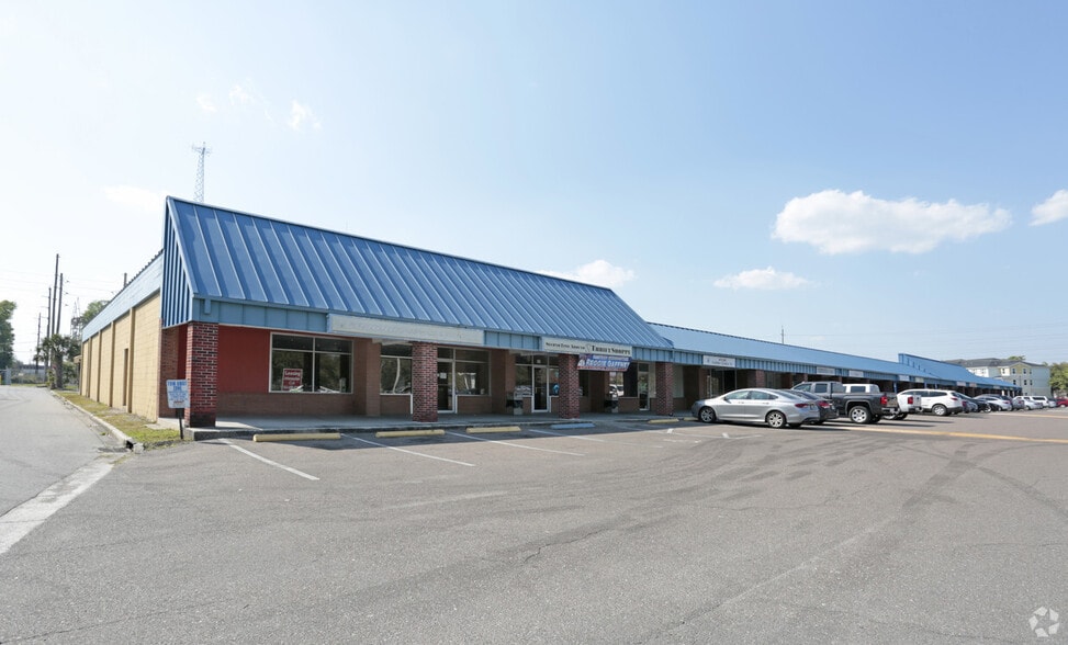 Primary Photo Of 5200-5322 Pearl St, Jacksonville Unknown For Lease