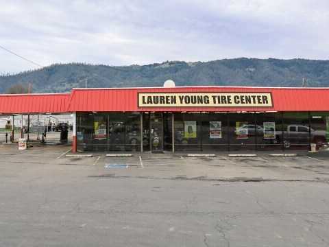 More Photos Of 133 S Old Pacific Hwy, Myrtle Creek Freestanding For Sale