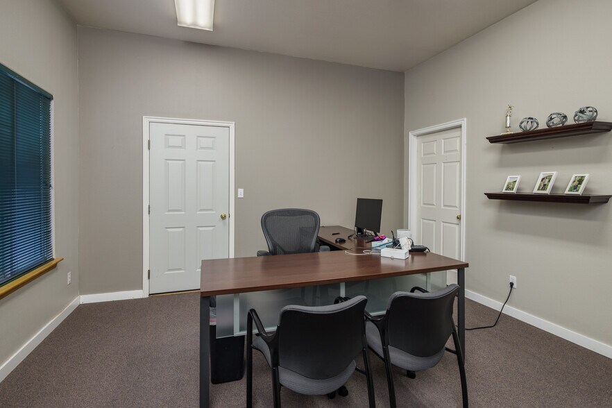 More Photos Of 45 E Center St, Moab Storefront For Sale