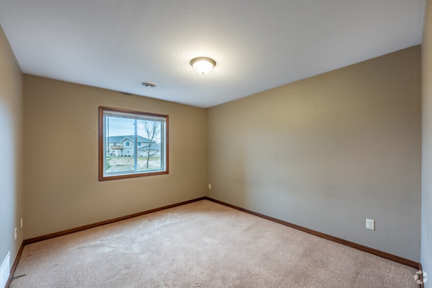 More Photos Of 6395 Prairie Cir S, Eau Claire Apartments For Sale