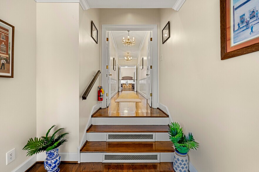 More Photos Of 132 E College St, Griffin Hospitality For Sale