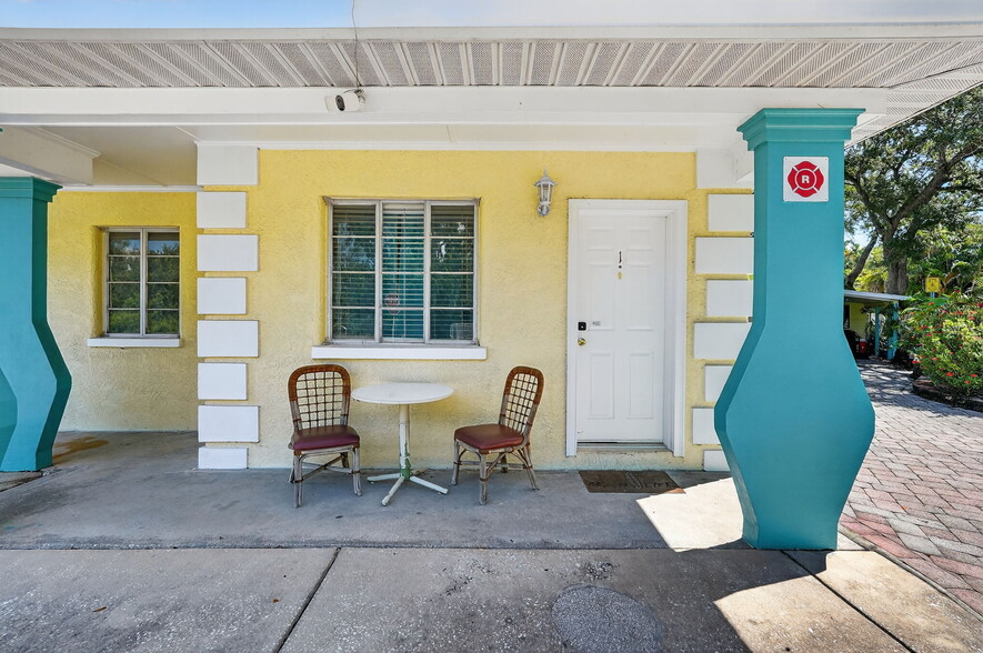 More Photos Of 3110 Phillippe Pky, Safety Harbor Hotel For Sale