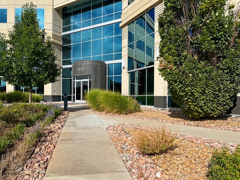 More Photos Of 8310 S Valley Hwy, Englewood Coworking Space