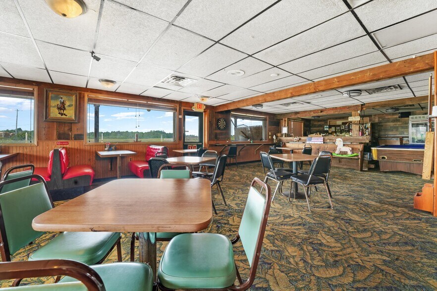 More Photos Of 7467 E Houghton Lake Rd, Merritt Restaurant For Sale