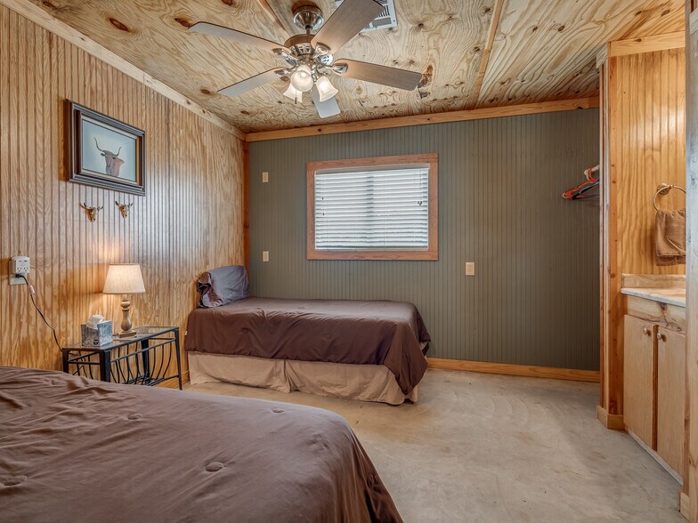 More Photos Of 341070 E 890 Rd, Chandler Lodge Meeting Hall For Sale