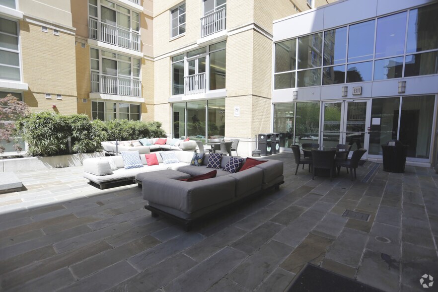 More Photos Of 1400 Irving St NW, Washington Apartments For Lease