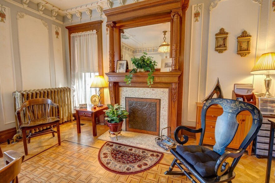 More Photos Of 415 E Lincolnway, Mishawaka Office Residential For Sale