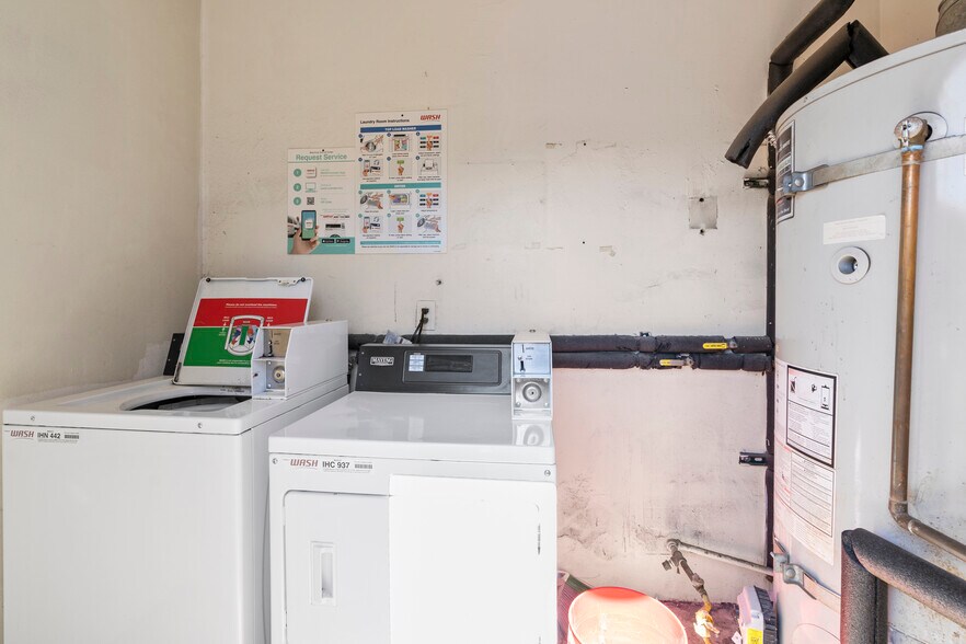 More Photos Of 7336-7340 Milwood Ave, Canoga Park, Canoga Park Apartments For Sale