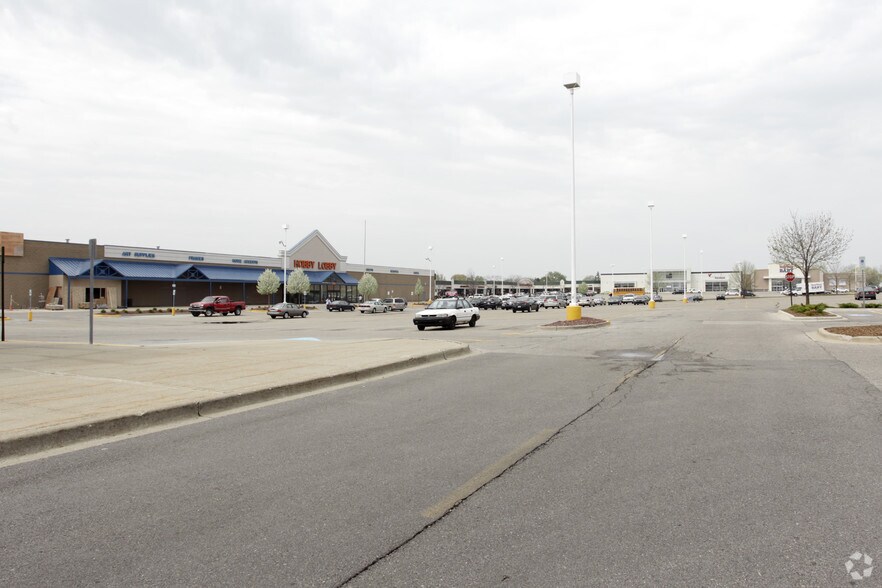 Primary Photo Of 4110-4250 28th St SE, Grand Rapids Unknown For Lease