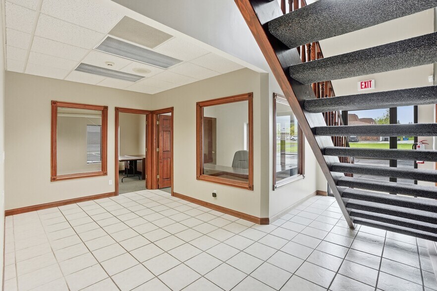 More Photos Of 8080 E 109th Ave, Crown Point Medical For Sale
