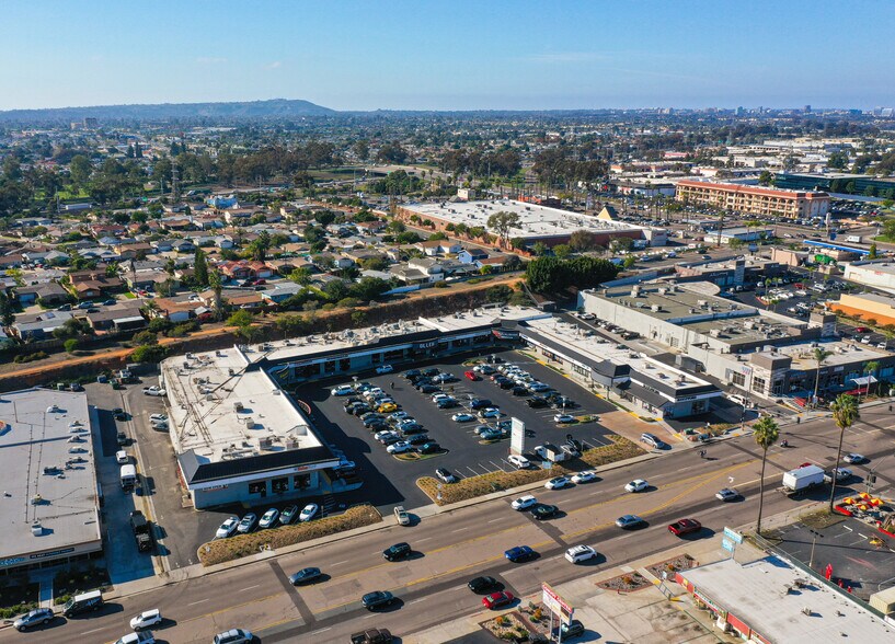 More Photos Of 4344 Convoy St, San Diego Storefront For Lease