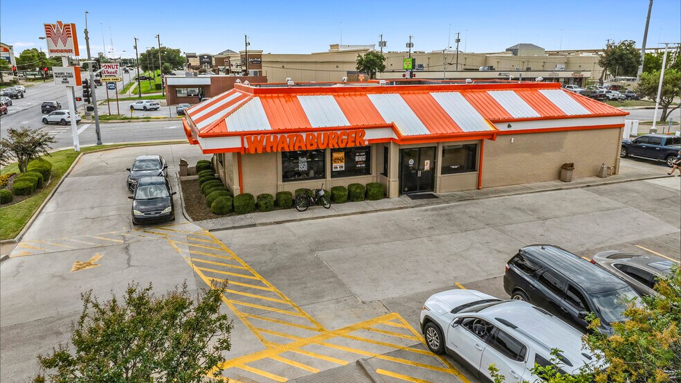 More Photos Of 1120 W Pipeline Rd, Hurst Fast Food For Sale