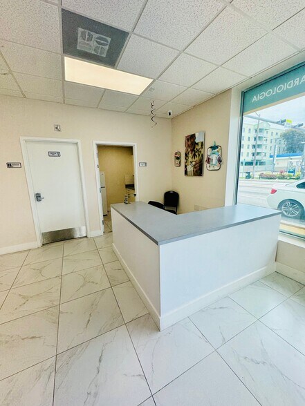 More Photos Of 701-711 NW 27th Ave, Miami Storefront Retail Office For Lease