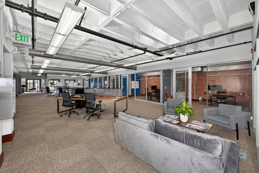 More Photos Of 22 S Main St, Greenville Office For Lease