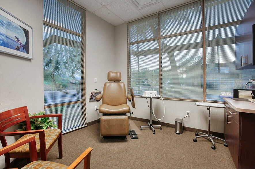 More Photos Of 7304 E Deer Valley, Scottsdale Medical For Sale