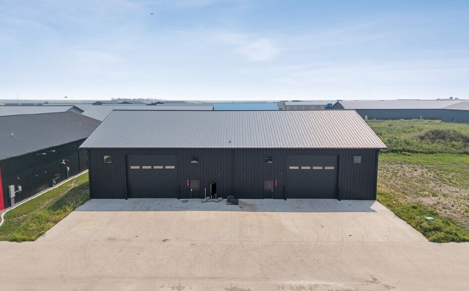 Primary Photo Of 9541 39th S st, Fargo Light Distribution For Sale