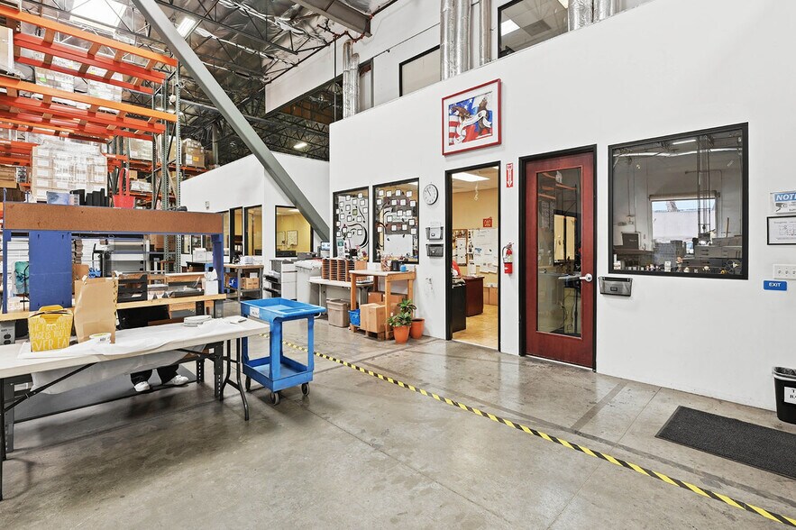 More Photos Of 2400 Boswell Rd, Chula Vista Light Manufacturing For Sale