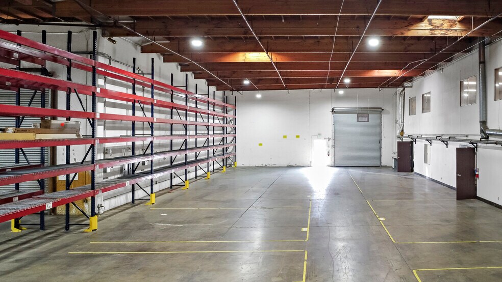 More Photos Of 1461 S Balboa Ave, Ontario Warehouse For Lease