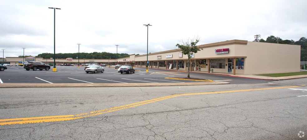 Primary Photo Of 1245 Veterans Memorial Hwy SW, Mableton Storefront For Lease