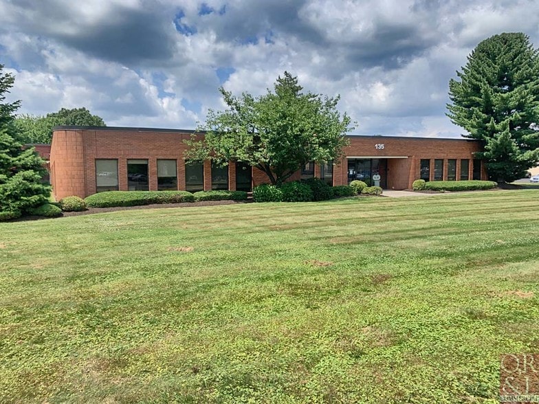 More Photos Of 135 N Plains Industrial Rd, Wallingford Light Manufacturing For Lease