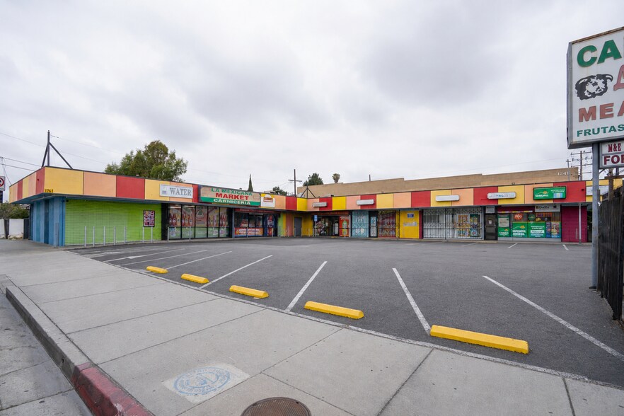 More Photos Of 1251-1261 W El Segundo Blvd, Gardena Storefront For Sale