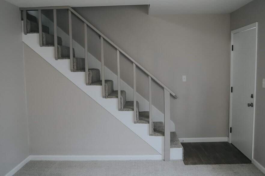 More Photos Of 419 W Main, Du Quoin Multifamily For Sale