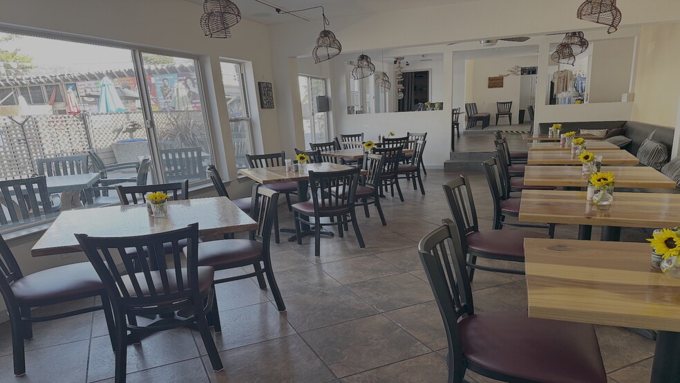 More Photos Of 16390 4th St, Guerneville Hotel For Sale