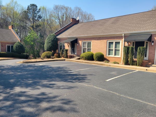 More Photos Of 184 Ben Burton Cir, Bogart Office For Lease