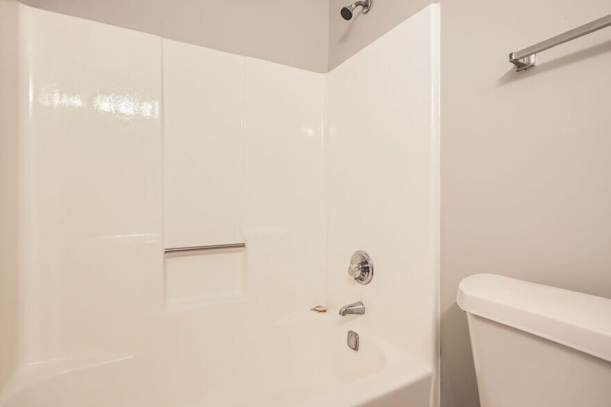 More Photos Of 2638 Fieldstone View Ln SE, Conyers Apartments For Sale