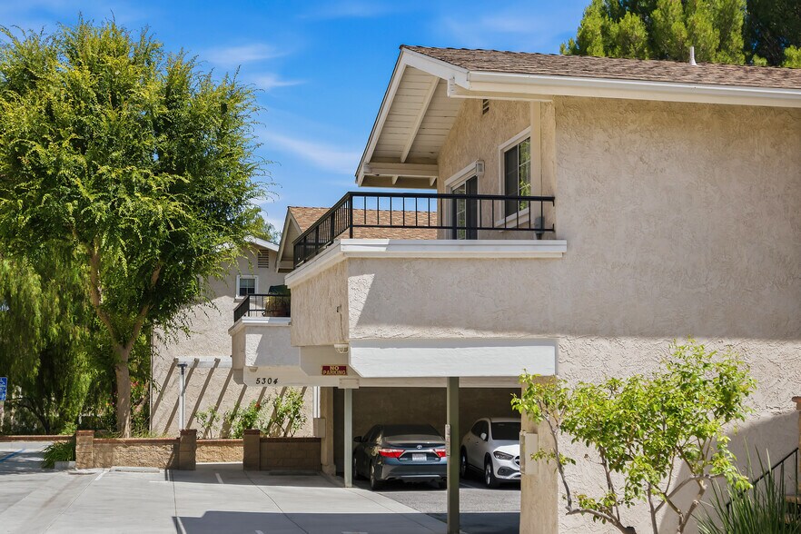 More Photos Of 5302-5304 Colodny Dr, Agoura Hills Apartments For Sale