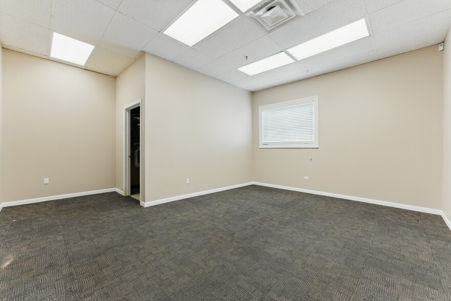 More Photos Of 16 Commercial Ave, Albany Warehouse For Sale