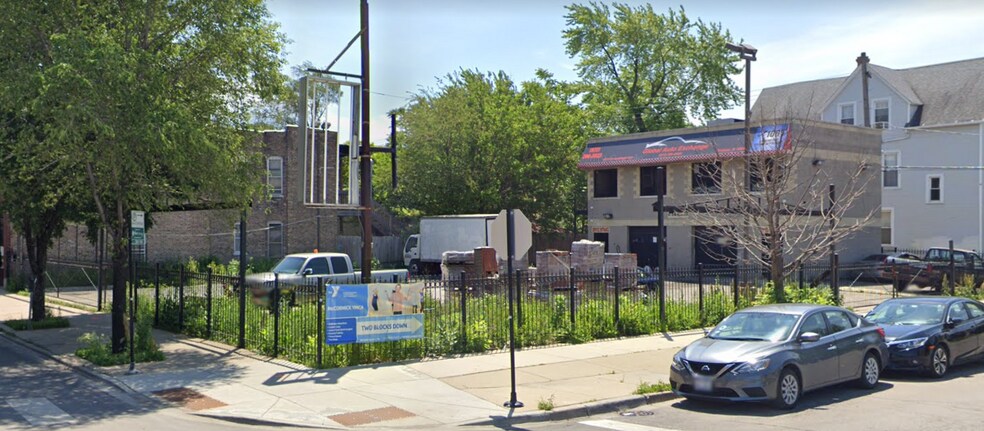 Primary Photo Of 3719 W Armitage Ave, Chicago Auto Dealership For Sale