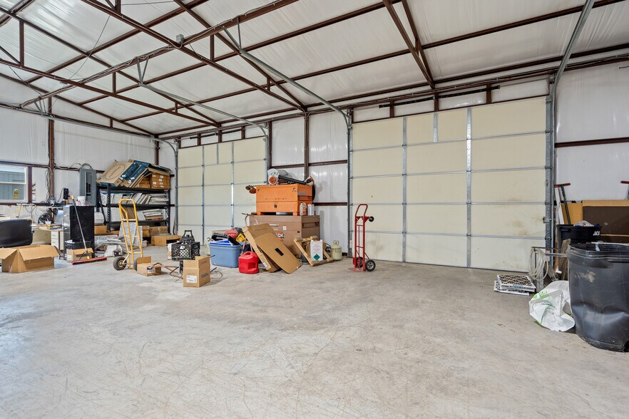 More Photos Of 1430 US Highway 77, Ardmore Self Storage For Sale