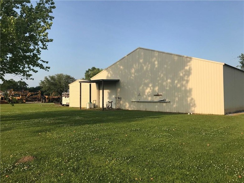 More Photos Of 4688 Highway 27, Sulphur Office For Sale