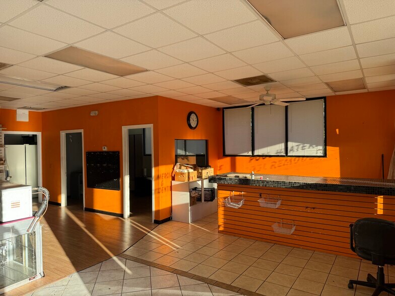 More Photos Of 1330 Howland Blvd, Deltona Freestanding For Sale