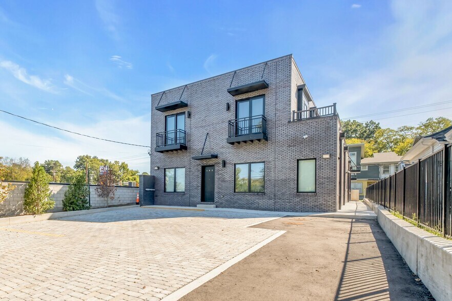 More Photos Of 722 McFerrin Ave, Nashville Restaurant For Lease