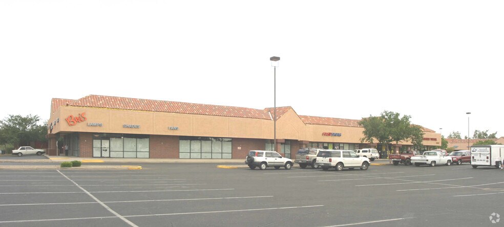 Primary Photo Of 6002 W Bell Rd, Glendale Freestanding For Lease
