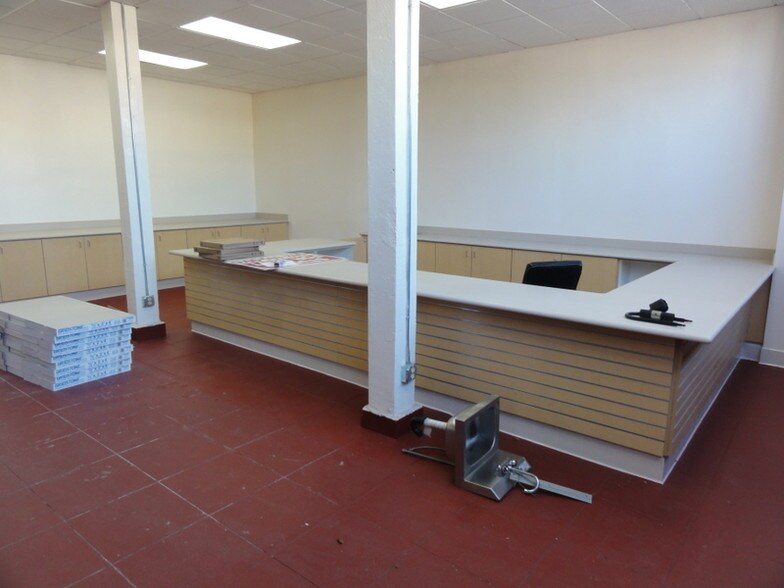 More Photos Of 2432-2438 E 1st St, Los Angeles Storefront Retail Residential For Lease