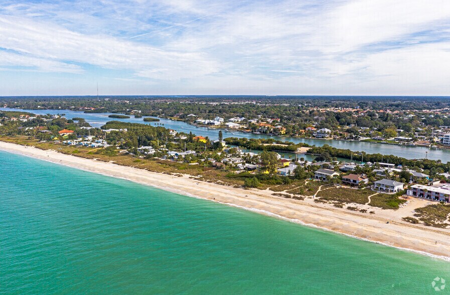 More Photos Of 212 Casey Key Rd, Nokomis Hotel For Sale