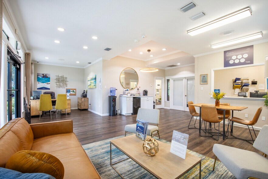 More Photos Of 100 Powell Blvd, Daytona Beach Apartments For Sale