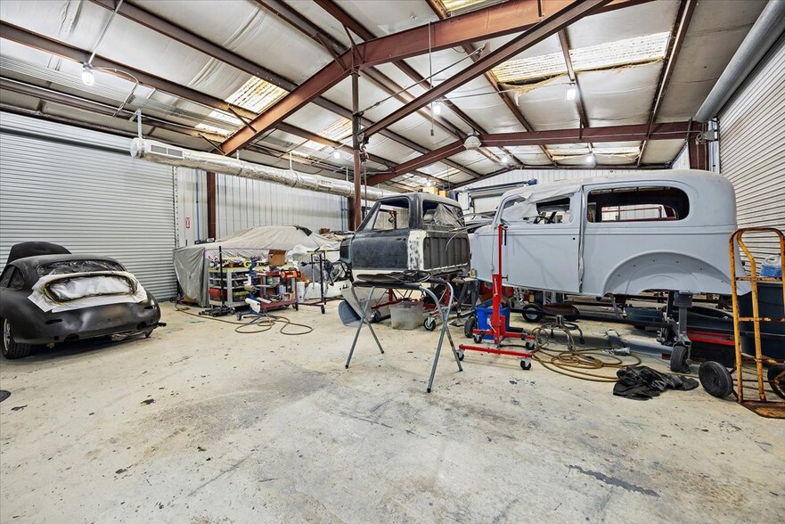 More Photos Of 474379 E 200 Sr, Fernandina Beach Auto Repair For Sale